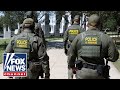 Blue city cops SUSPENDED WITHOUT PAY for contacting Border Patrol