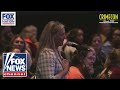 Mother of murdered Idaho college student makes surprise appearance at CrimeCon